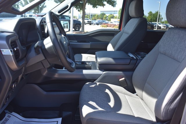 Used 2025 Ford F150 XLT w/ Equipment Group 303A High AWD/4WD image 16