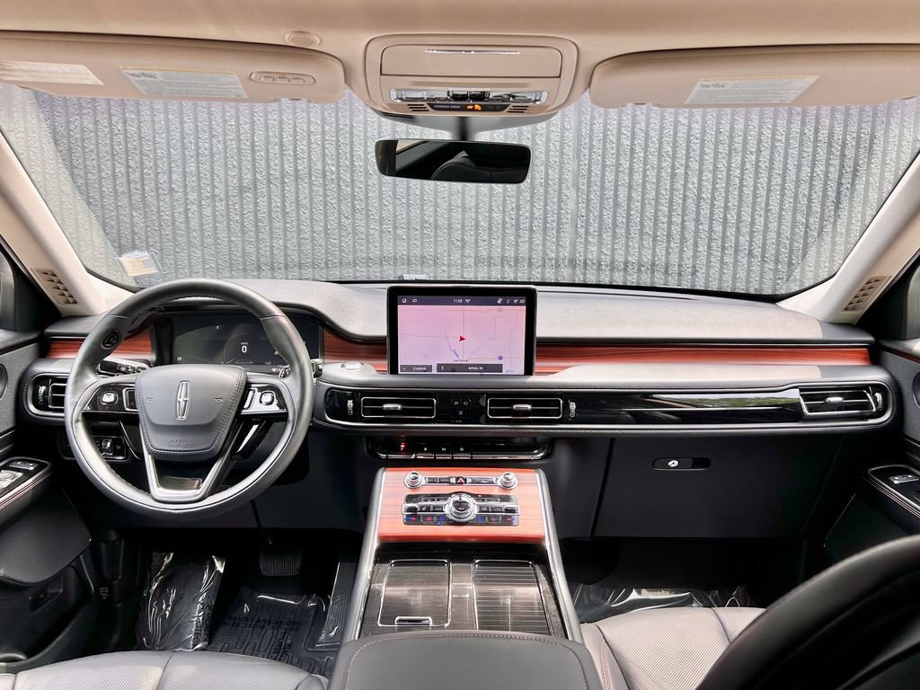 Certified 2024 Lincoln Aviator Reserve w/ Equipment Group 201A AWD/4WD image 41