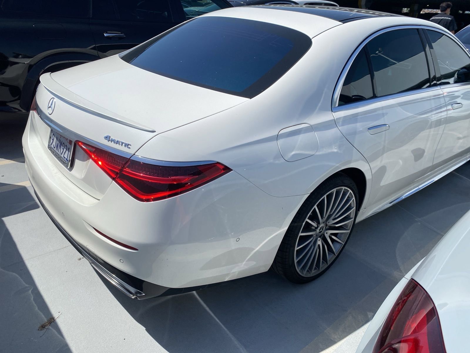 Used 2023 Mercedes-Benz S 580 4MATIC Sedan image 3