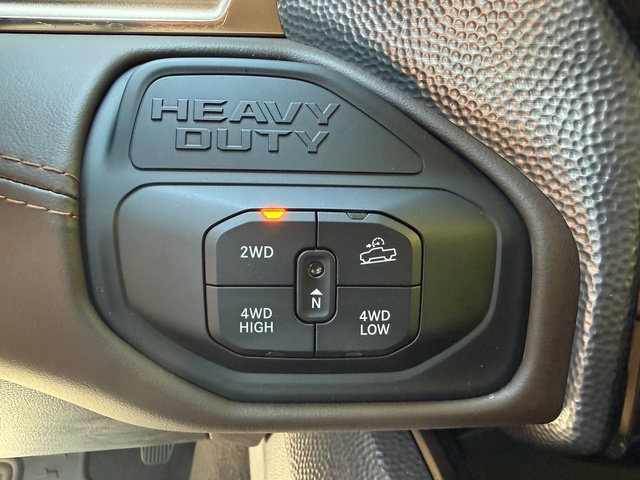 Used 2026 RAM 2500 Limited AWD/4WD image 27