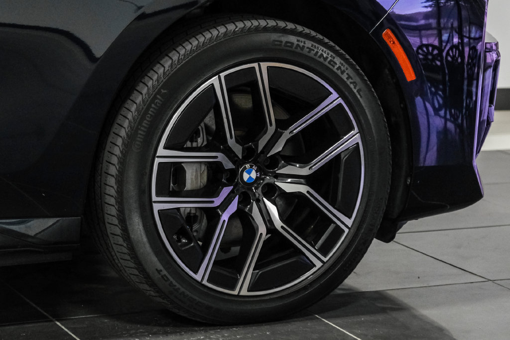 Used 2024 BMW i7 xDrive60 AWD/4WD image 57