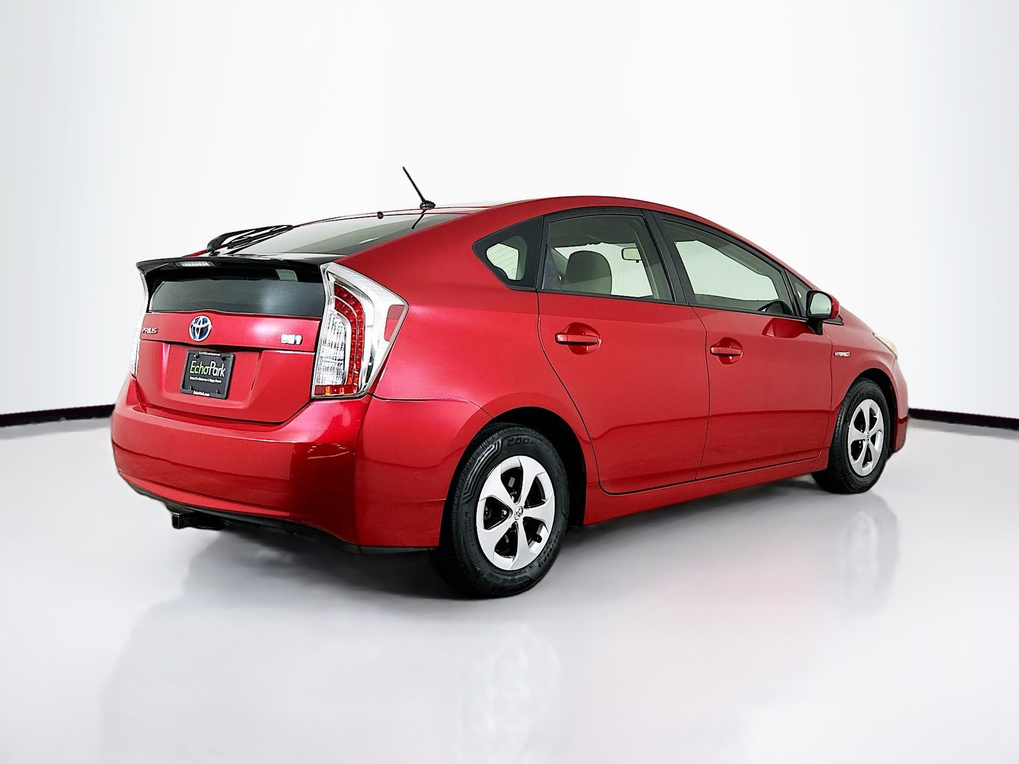 Used 2014 Toyota Prius Two image 9