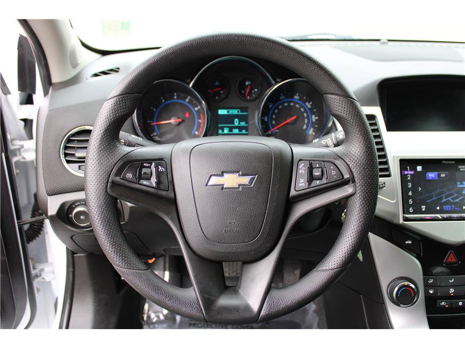 Used 2016 Chevrolet Cruze LT w/ RS Package image 16