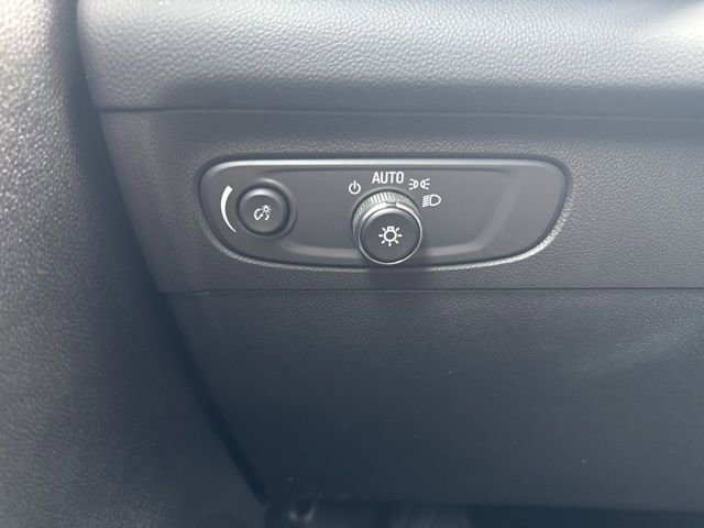 Used 2023 Buick Envision Essence w/ Sport Touring Package image 20