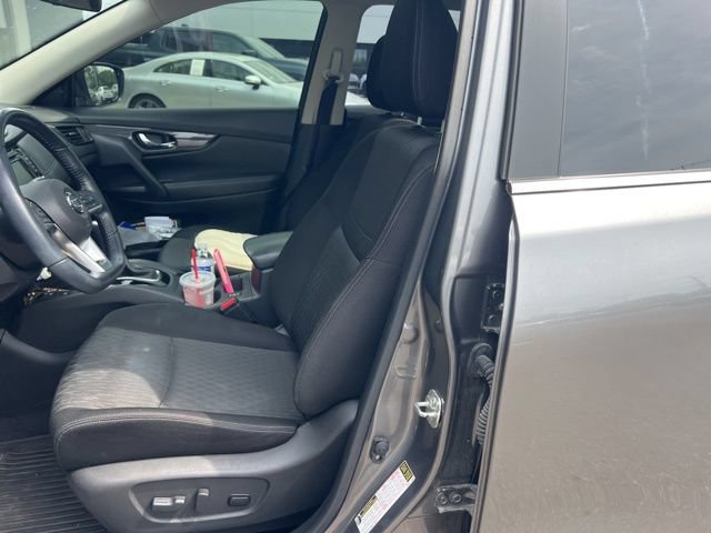 Used 2020 Nissan Rogue SV w/ Sun & Sound Touring Package AWD/4WD image 6