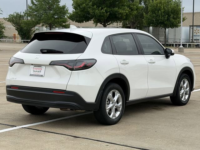 Used 2025 Honda HR-V LX image 4