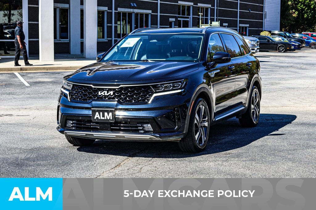 Used 2022 Kia Sorento SX w/ Panoramic Sunroof Package image 3