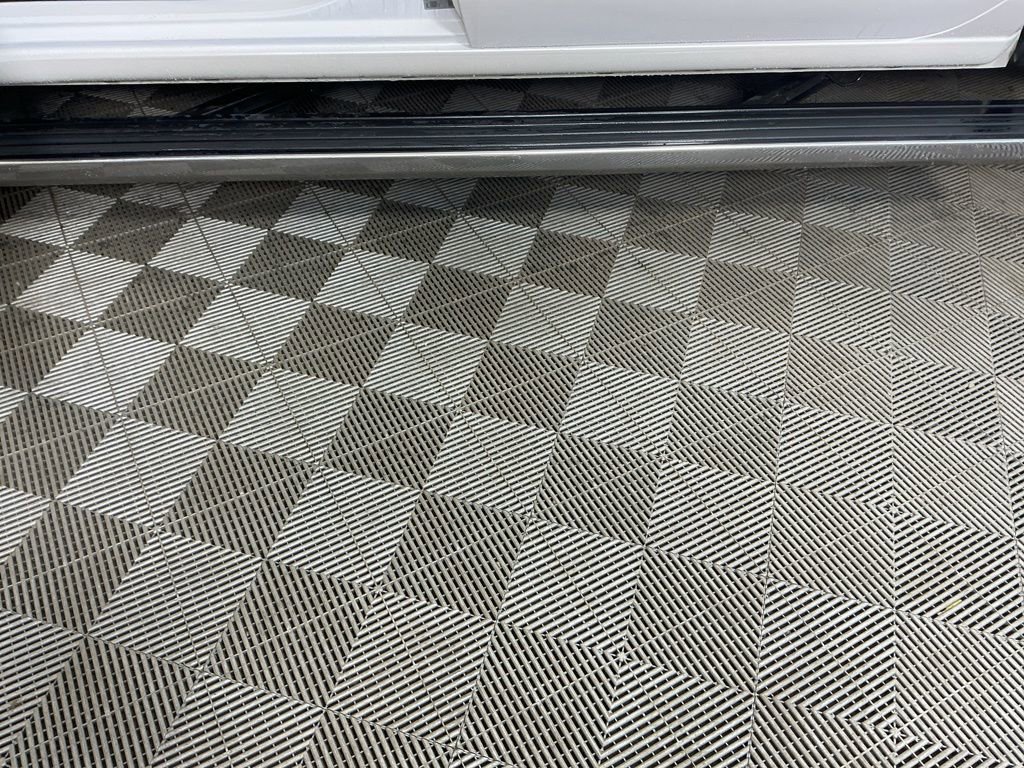 Used 2021 Chevrolet Silverado 1500 High Country image 11