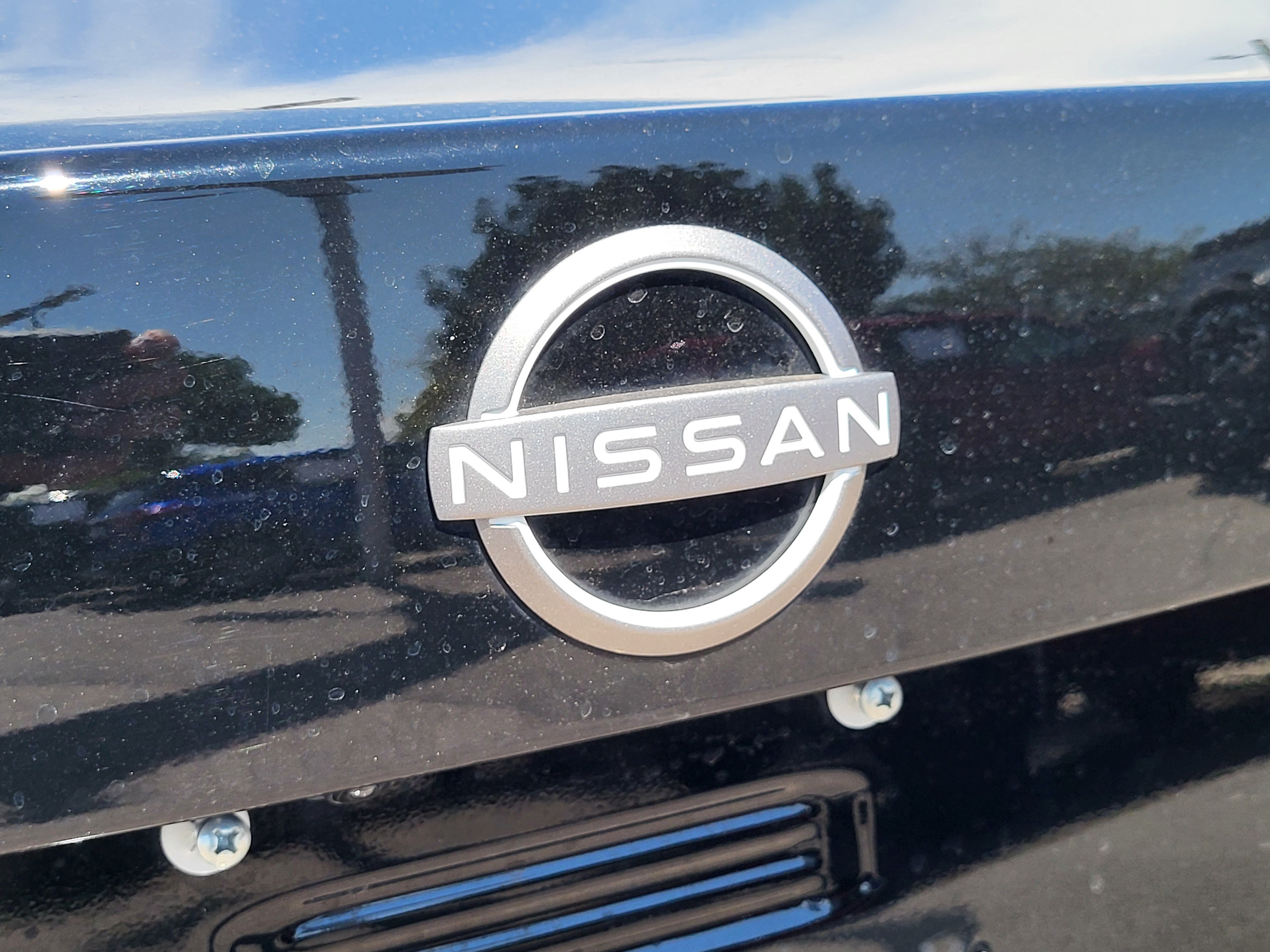 Certified 2025 Nissan Sentra SV FWD image 12