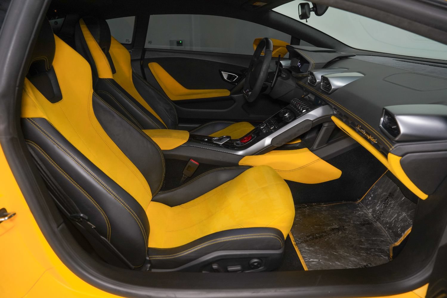 Used 2015 Lamborghini Huracan LP 610-4 AWD/4WD image 26