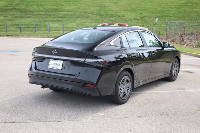 New 2026 Nissan Sentra S w/ Floor Mat Package FWD image 4