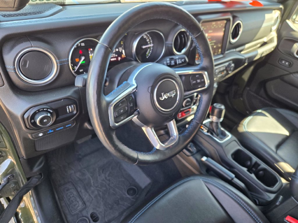 Used 2023 Jeep Wrangler Unlimited Rubicon 4xe w/ Steel Bumper Group AWD/4WD image 18
