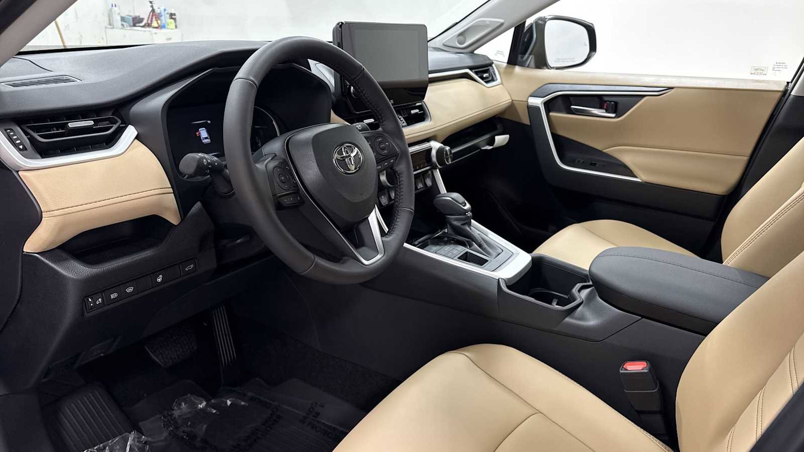 New 2025 Toyota RAV4 XLE Premium image 12