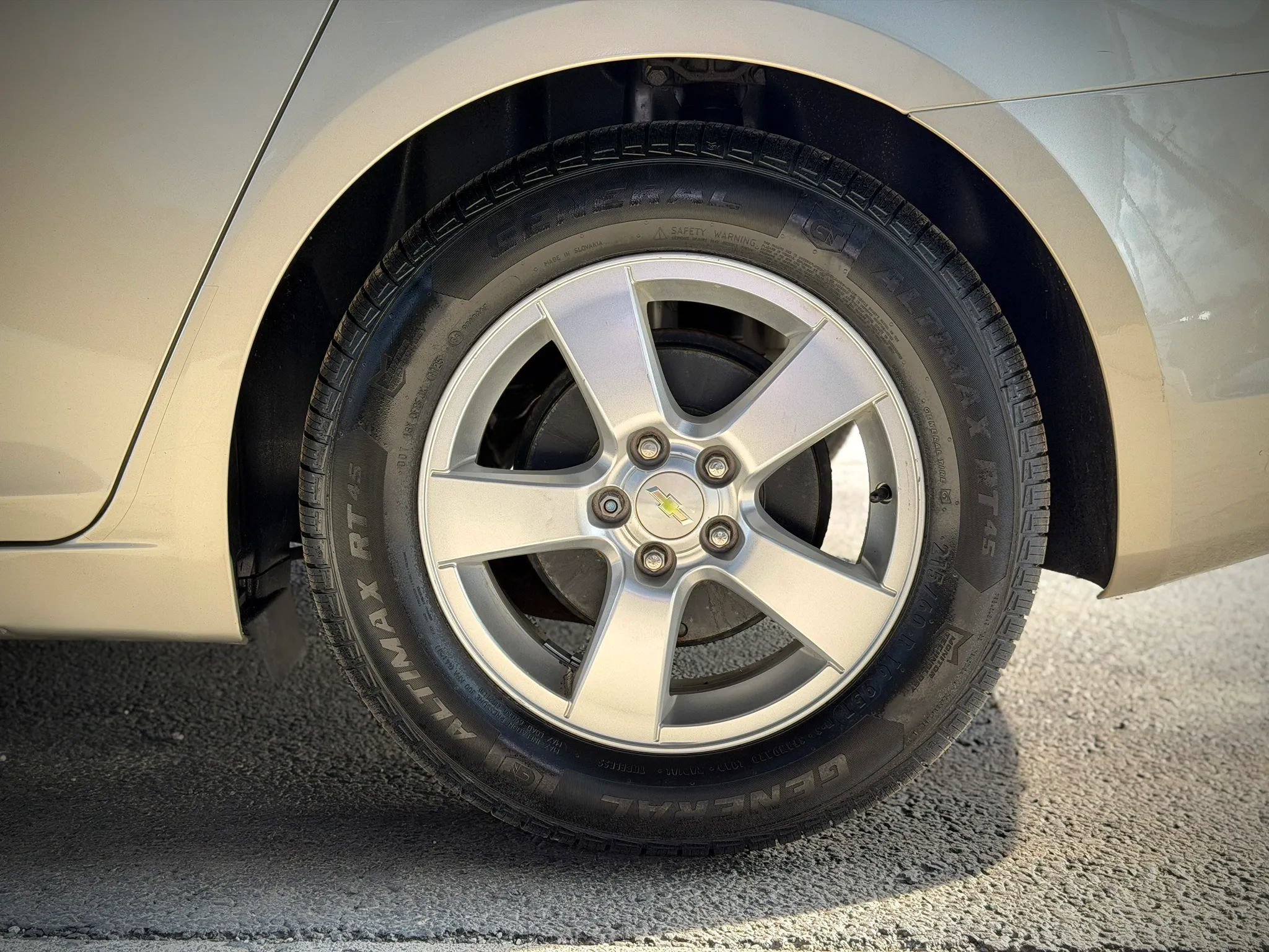 Used 2016 Chevrolet Cruze LT FWD image 18