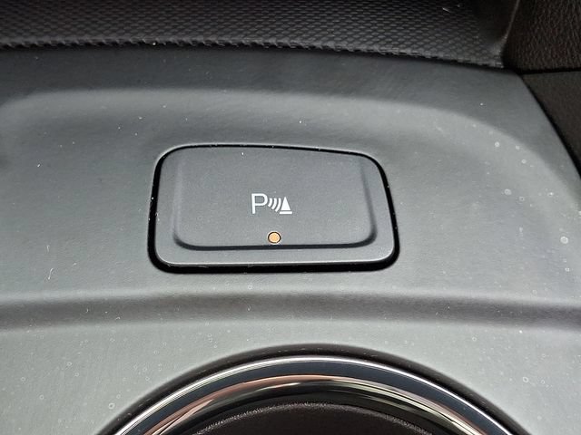 Certified 2024 Chevrolet Equinox RS FWD image 27