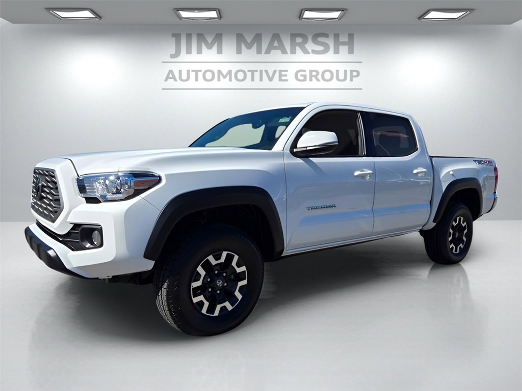 Used 2023 Toyota Tacoma TRD Off-Road image 2