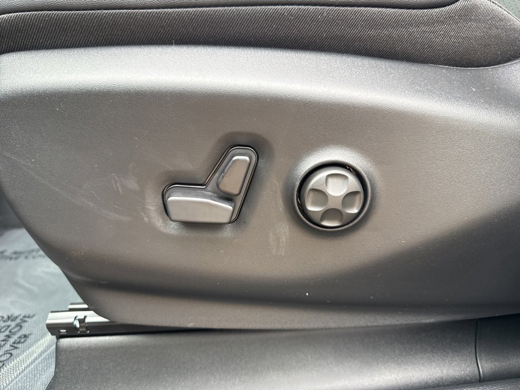 New 2026 Chrysler Pacifica Select image 23