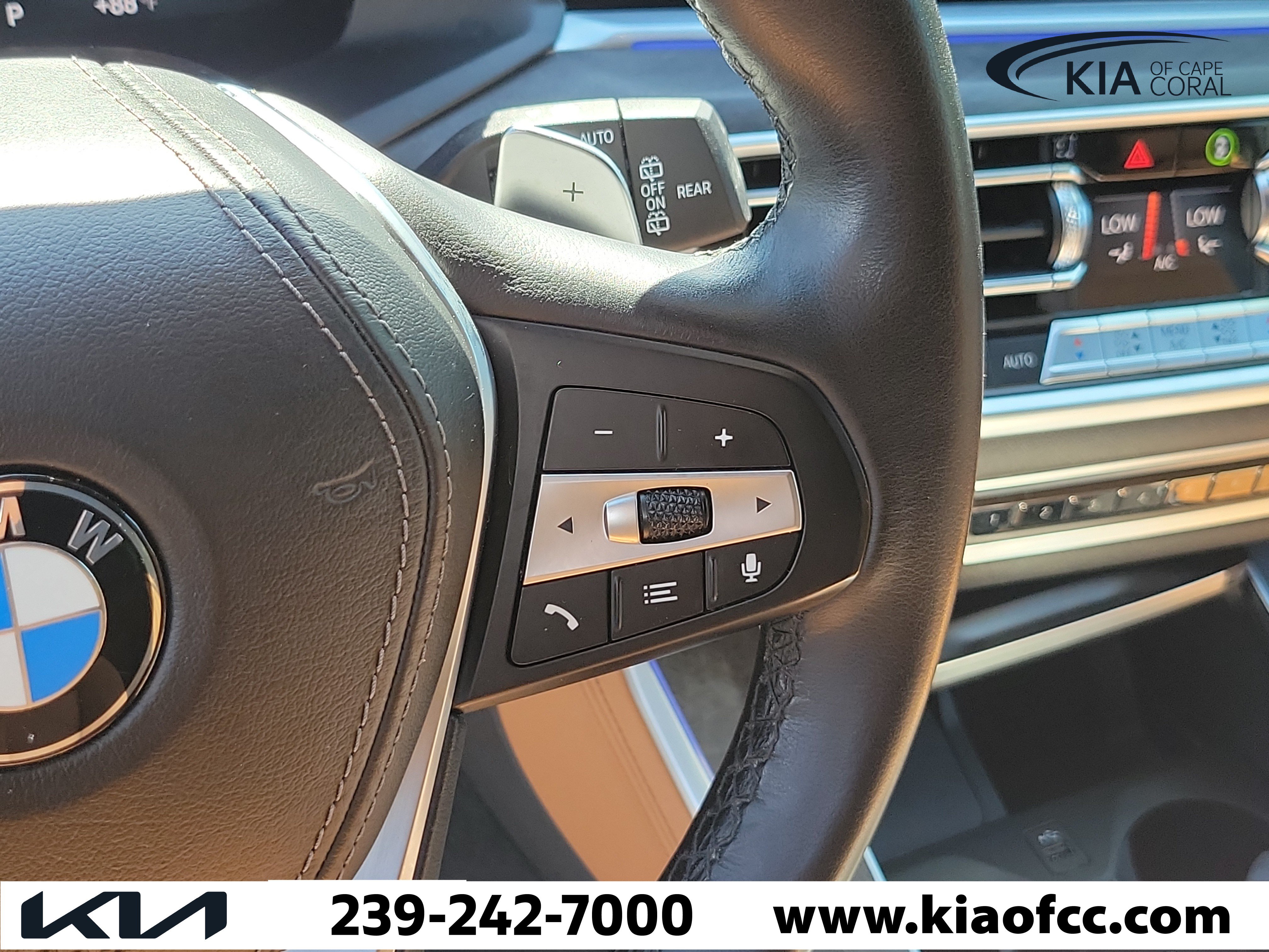 Used 2023 BMW X5 xDrive40i w/ Premium Package AWD/4WD image 29