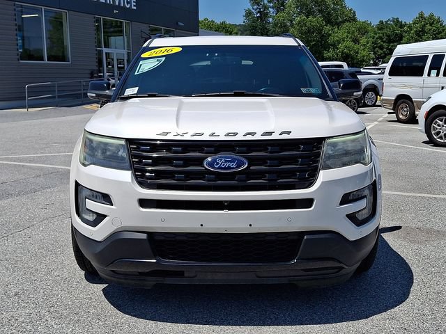 Used 2016 Ford Explorer Sport w/ Equipment Group 401A AWD/4WD image 3