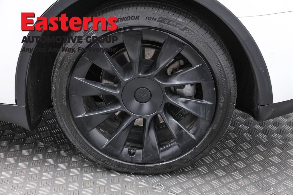 Used 2020 Tesla Model Y Long Range image 29