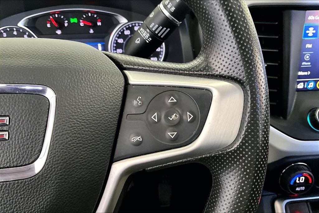 Used 2023 GMC Acadia SLE w/ Driver Convenience Package FWD image 12