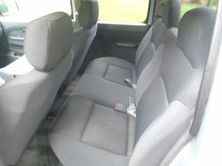 Used 2002 Nissan Frontier XE AWD/4WD image 11