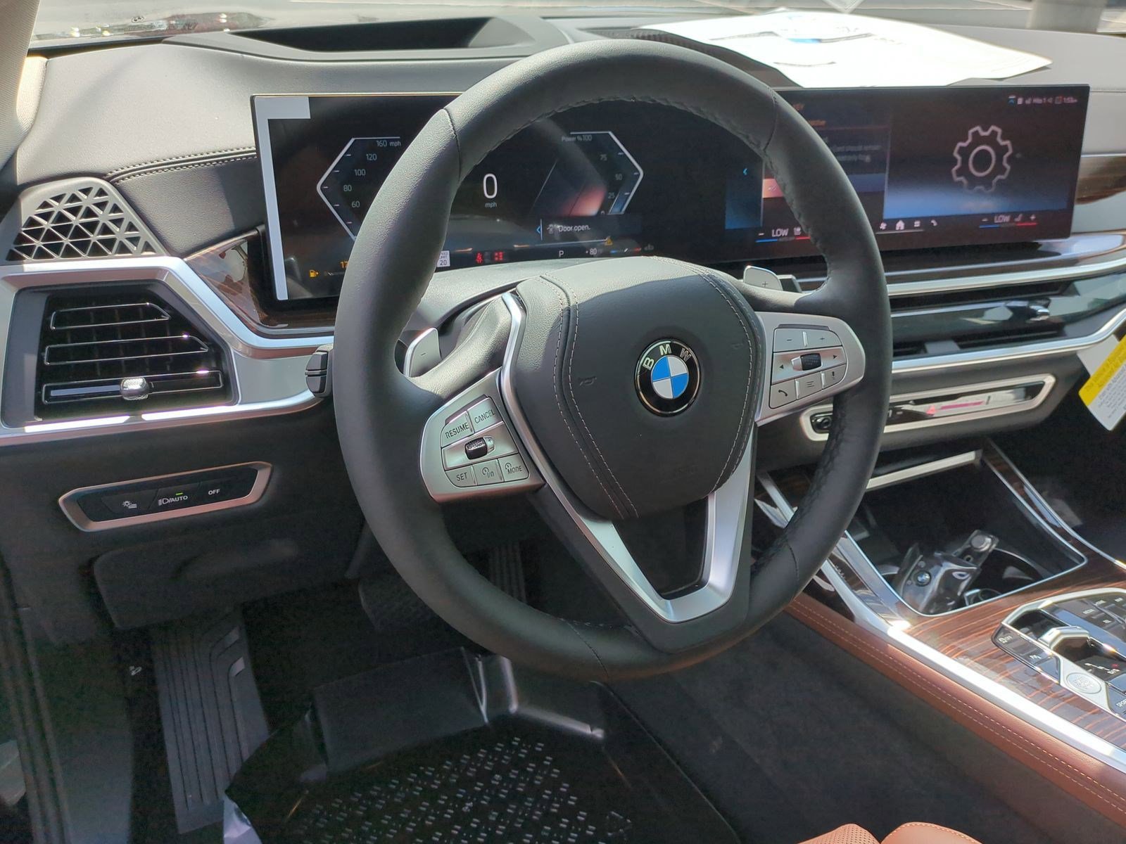 Used 2026 BMW X7 xDrive40i AWD/4WD image 18