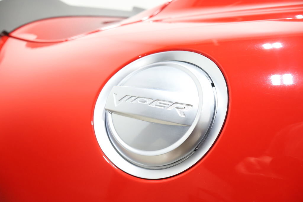 Used 2013 SRT Viper GTS w/ GTS Laguna Interior Pkg image 71