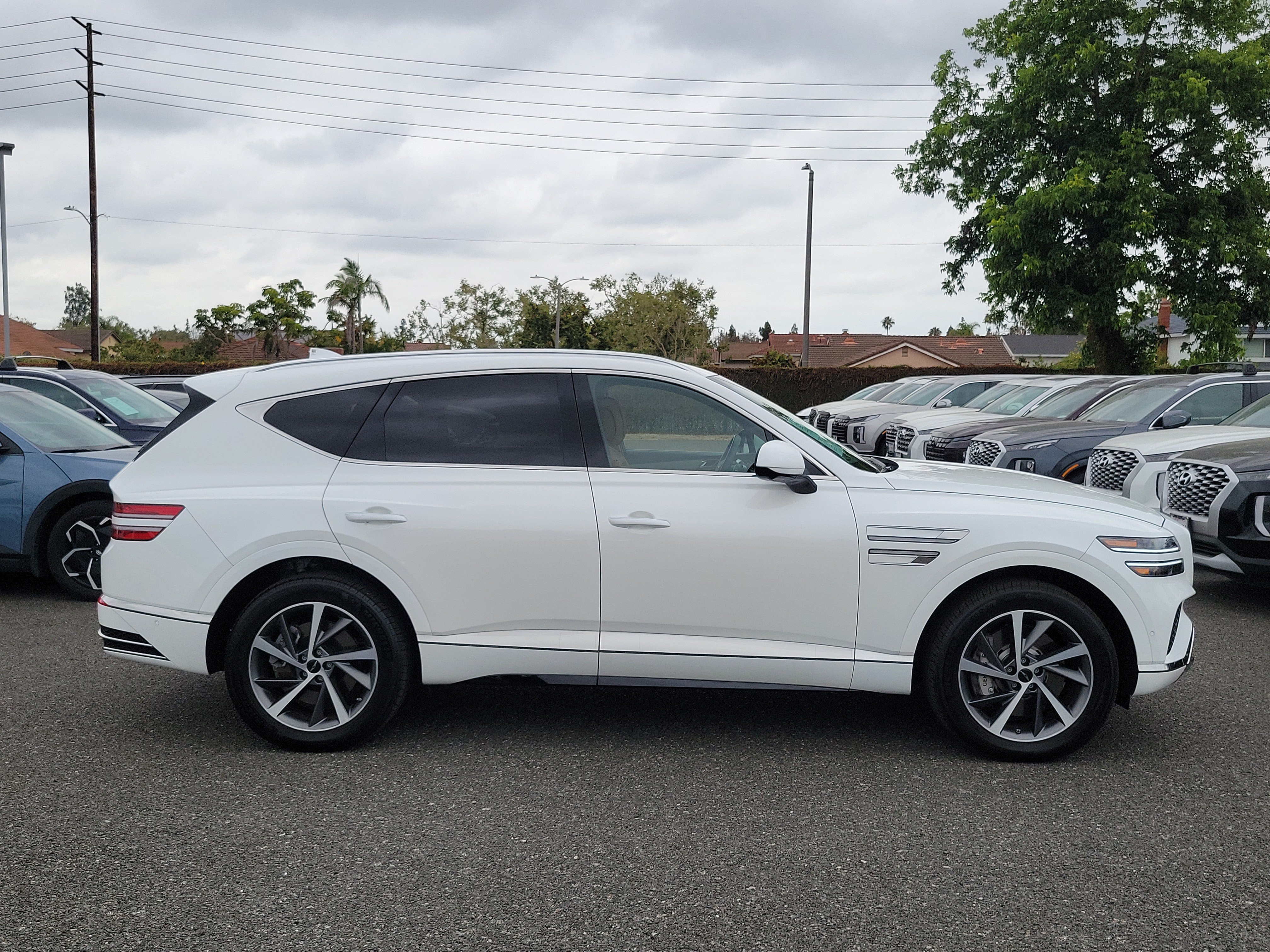 Certified 2026 Genesis GV80 3.5T Advanced AWD/4WD image 5