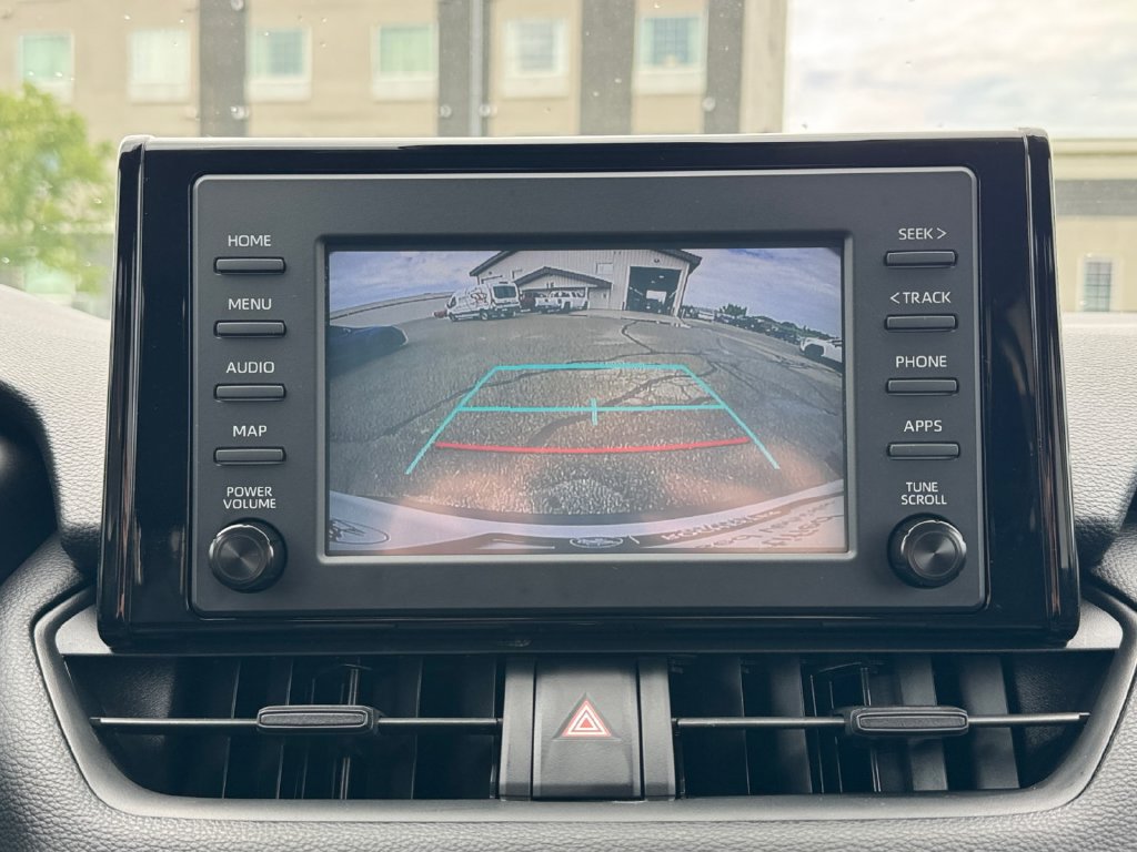 Certified 2019 Toyota RAV4 LE AWD/4WD image 22