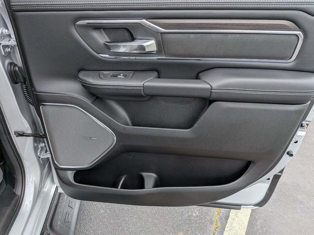 New 2026 RAM 1500 Laramie w/ Night Edition AWD/4WD image 28