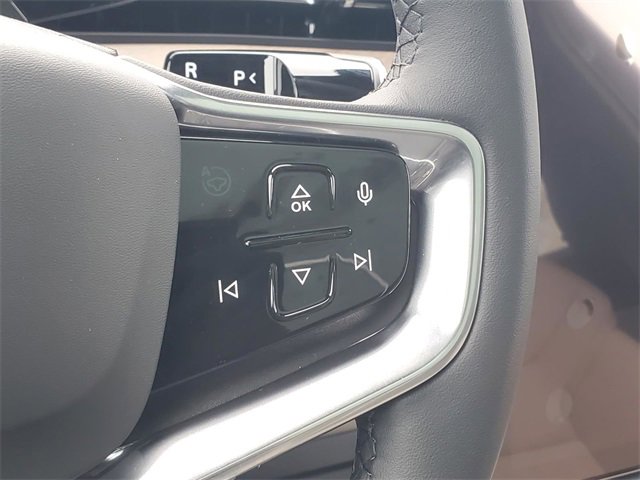 New 2025 Volvo EX90 Plus w/ Protection Package Premier image 19