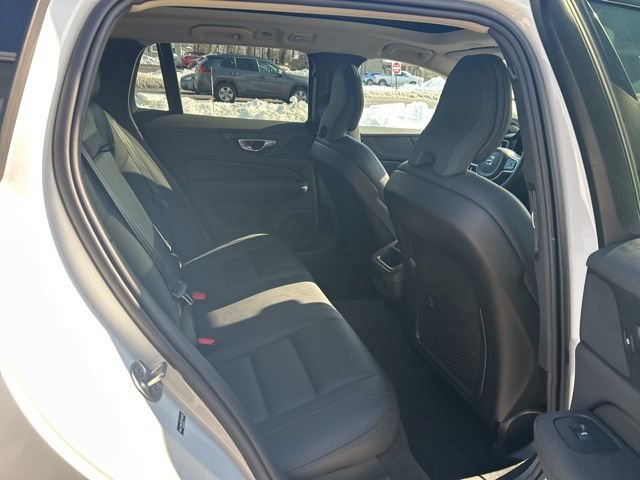 Certified 2025 Volvo V60 B5 Cross Country Plus image 13