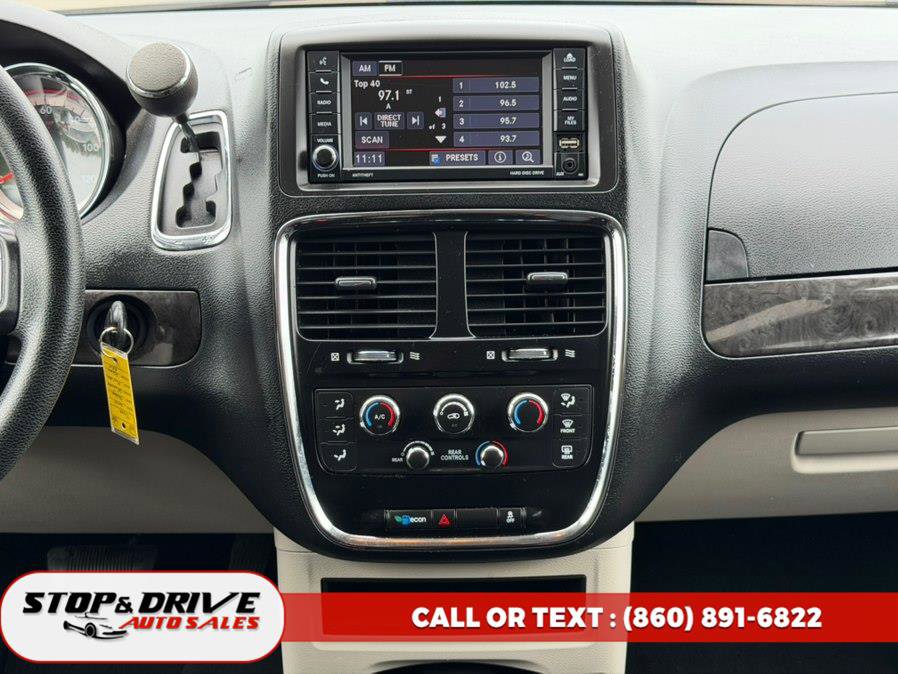Used 2017 Dodge Grand Caravan SE w/ Power Window Group FWD image 11