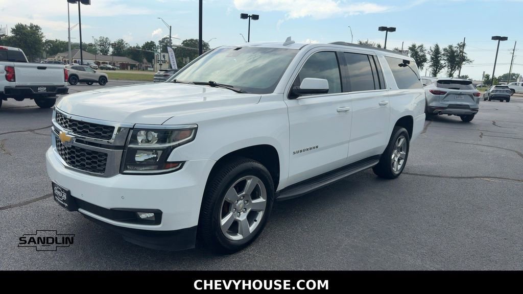 Used 2019 Chevrolet Suburban LT AWD/4WD image 4