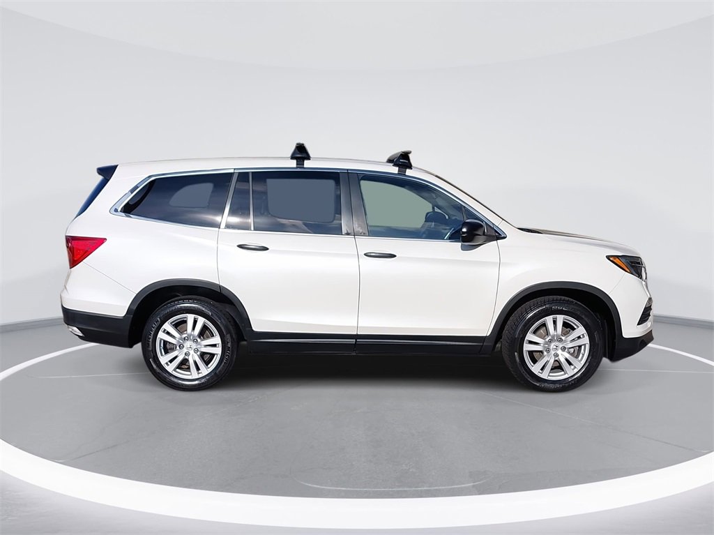 Used 2016 Honda Pilot LX image 4