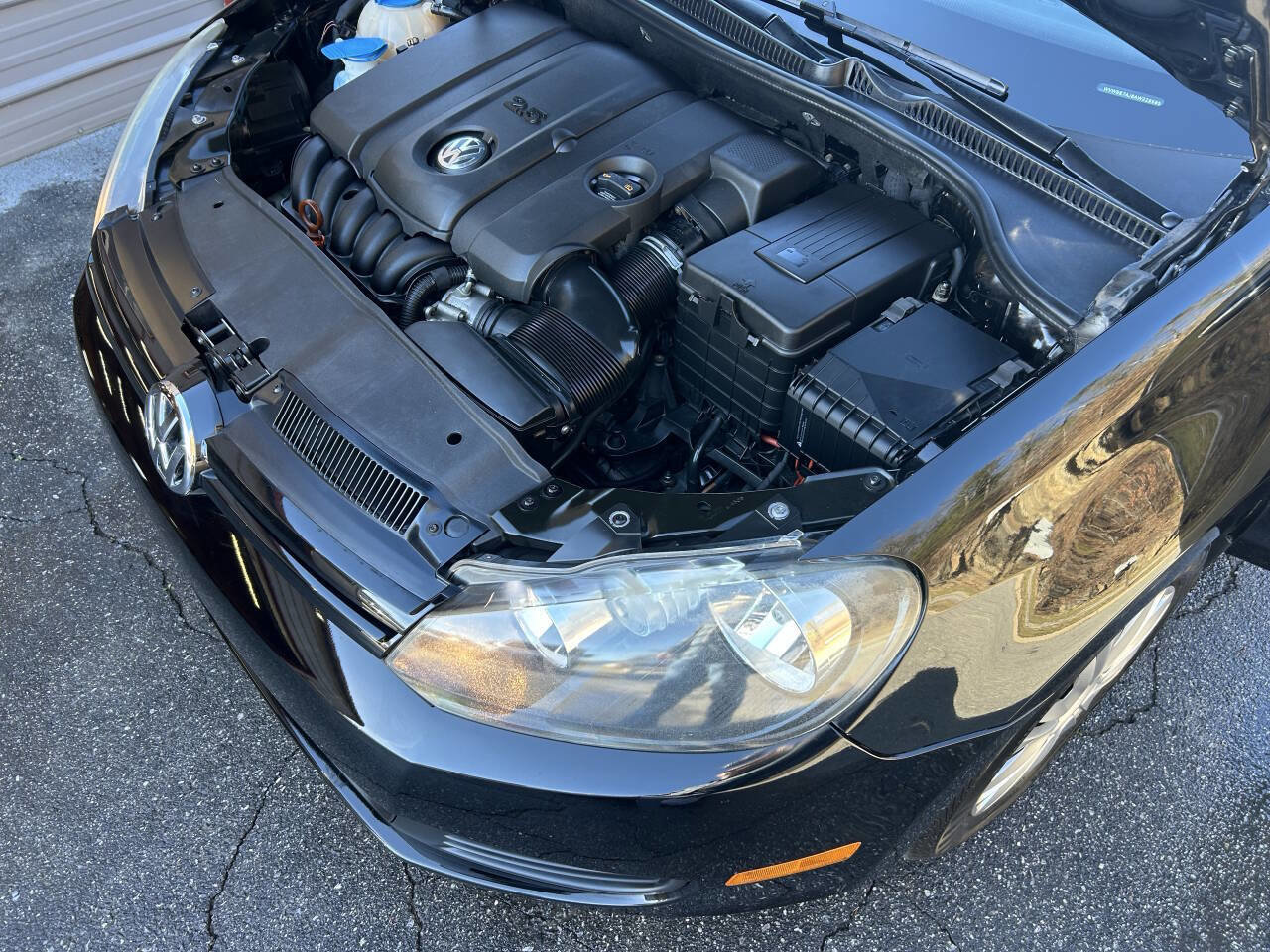 Used 2010 Volkswagen Golf 2-Door image 21