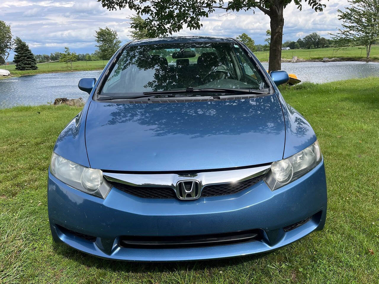 Used 2011 Honda Civic LX image 2