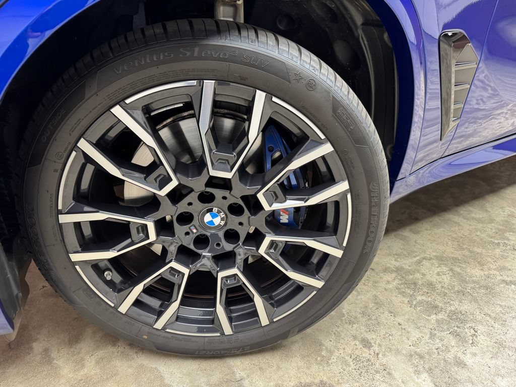 Used 2025 BMW X5 M60i AWD/4WD image 28