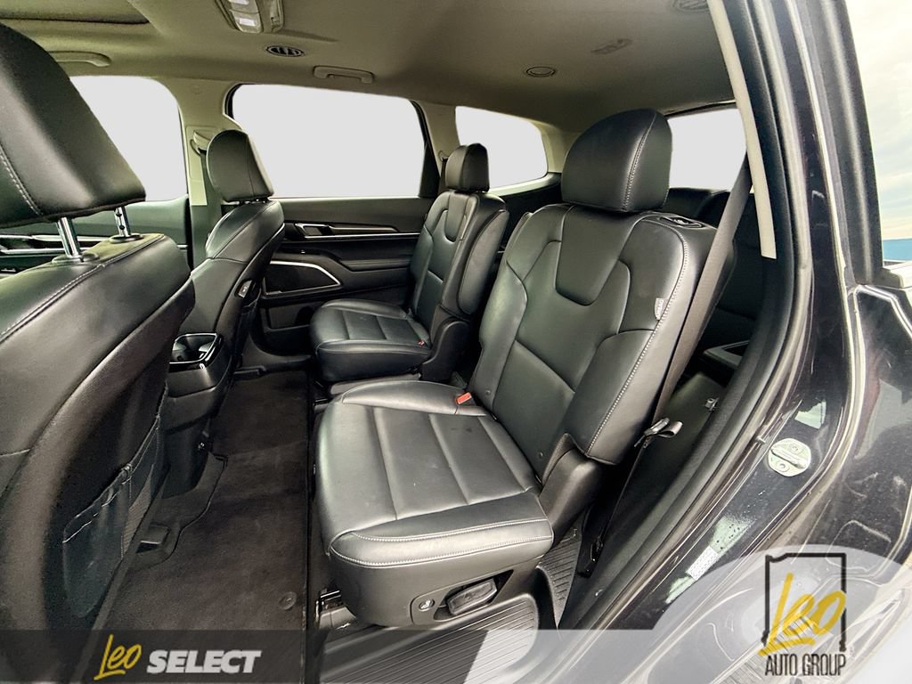 Used 2025 Kia Telluride S AWD/4WD image 28