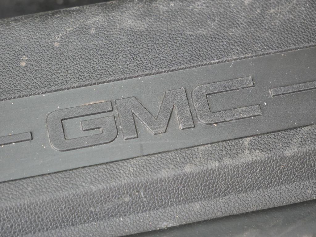 Used 2019 GMC Terrain SLE w/ Driver Convenience Package image 17