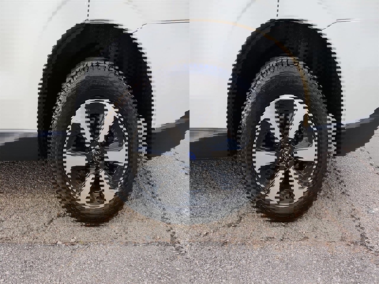 Used 2018 Subaru Forester 2.5i Premium w/ All-Weather Package image 33