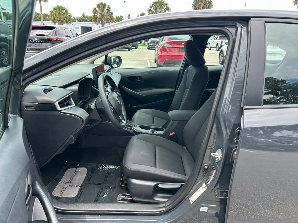 Used 2024 Toyota Corolla LE FWD image 16