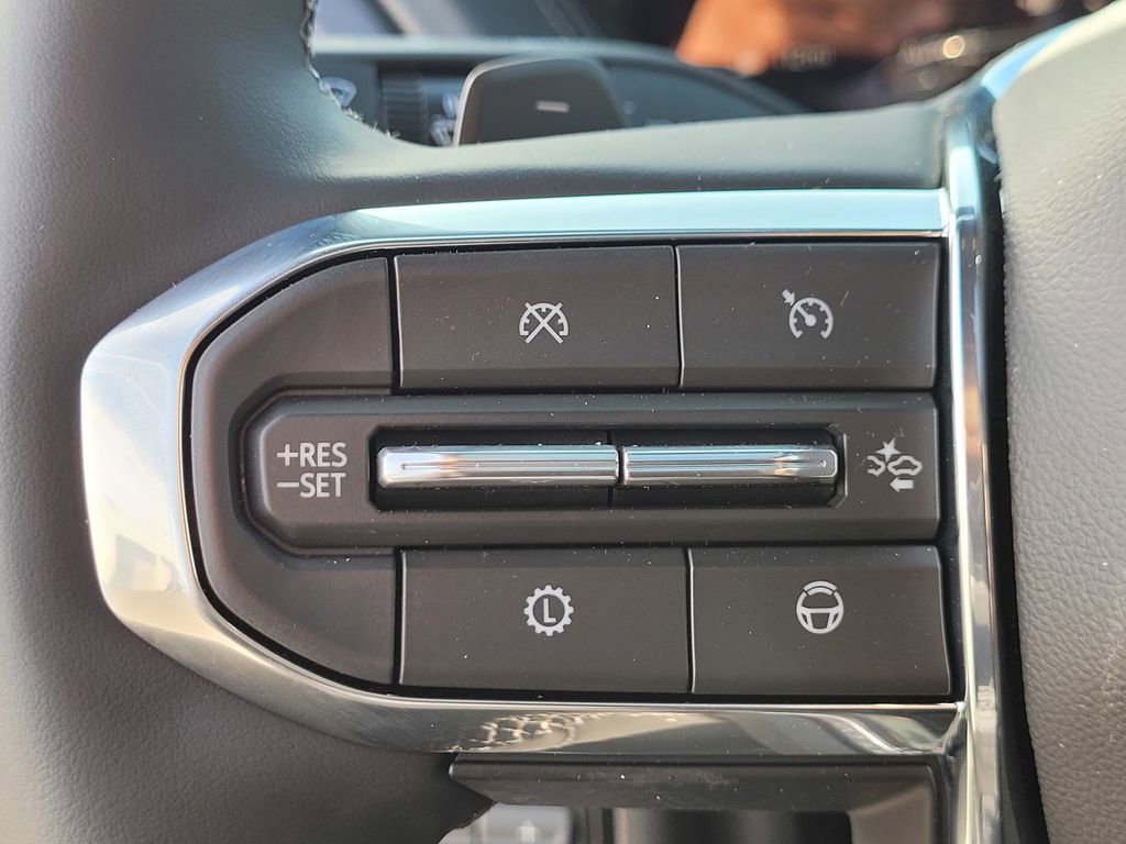 New 2026 GMC Yukon XL Denali w/ Denali Reserve Package image 25