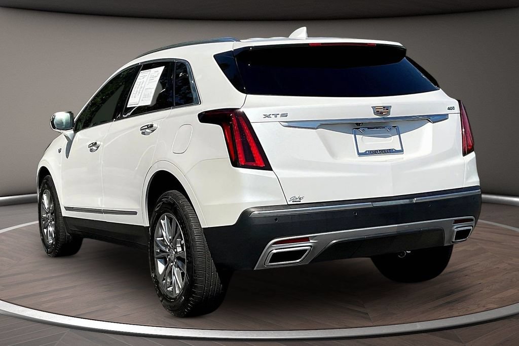 Used 2021 Cadillac XT5 Premium Luxury FWD image 4