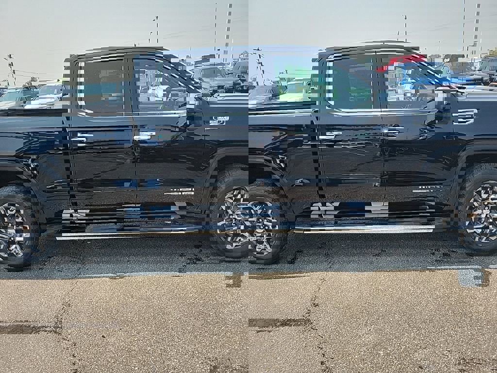 New 2026 GMC Sierra 1500 SLT w/ SLT Premium Plus Package image 5