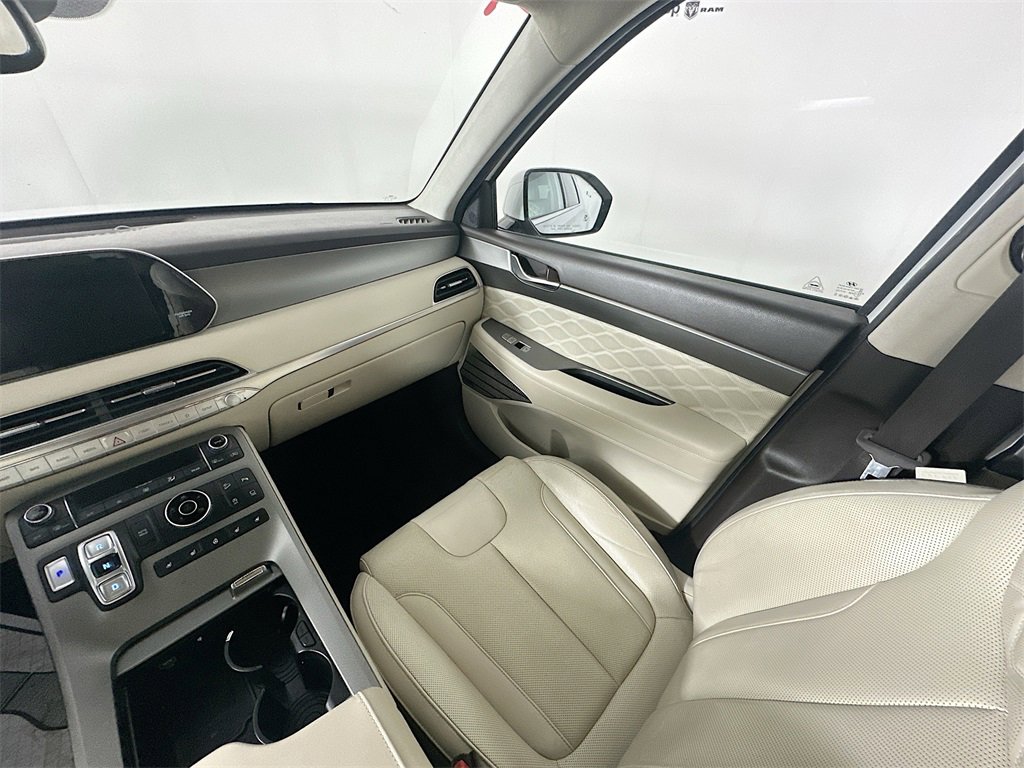 Used 2020 Hyundai Palisade Limited image 11