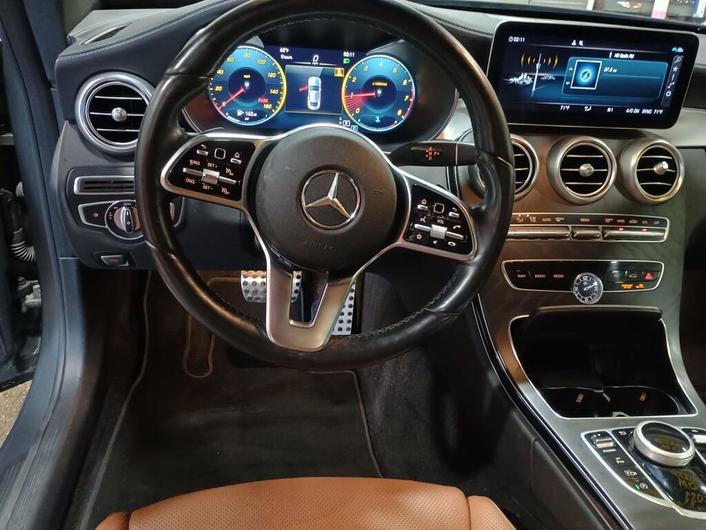 Used 2023 Mercedes-Benz C 300 4MATIC Coupe image 2