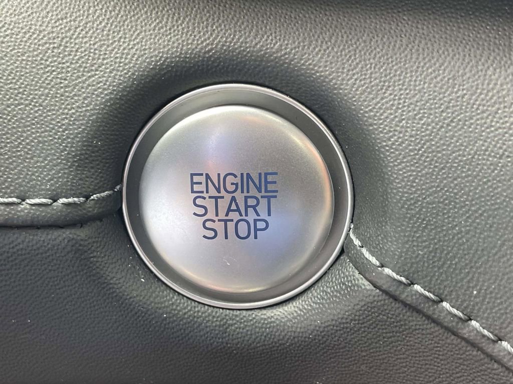 Used 2022 Hyundai Santa Fe Limited image 23