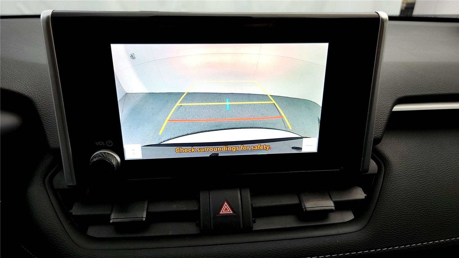 Used 2024 Toyota RAV4 XLE w/ Convenience Package image 32